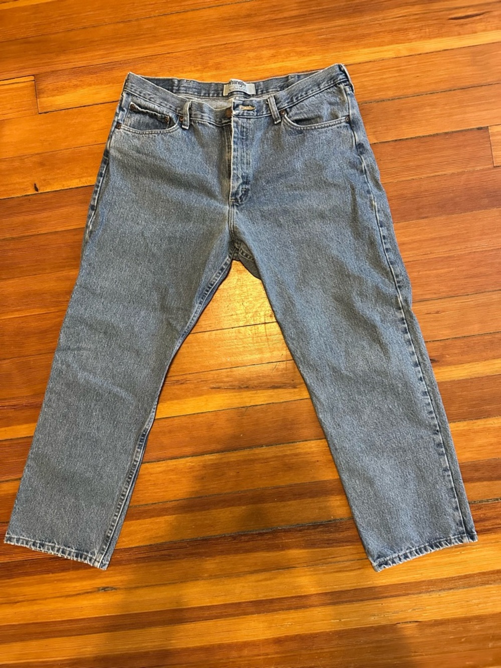 Wrangler Men's Straight Leg Light Blue Denim Jeans